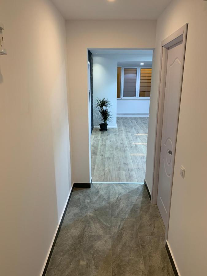 Apartment City Center Пітешть Екстер'єр фото