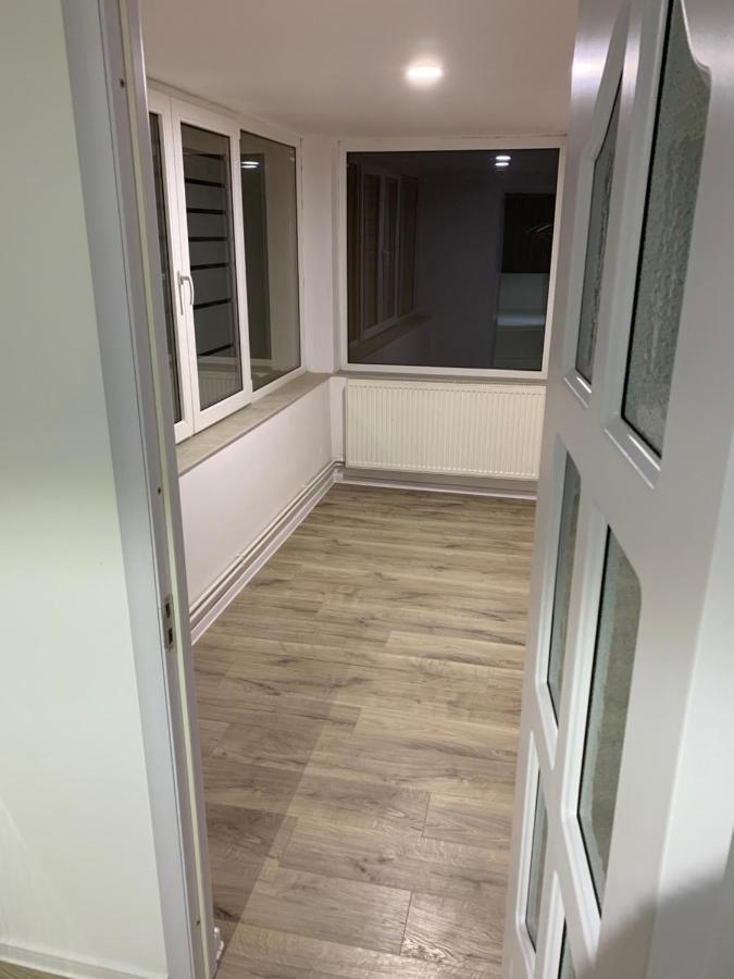 Apartment City Center Пітешть Екстер'єр фото
